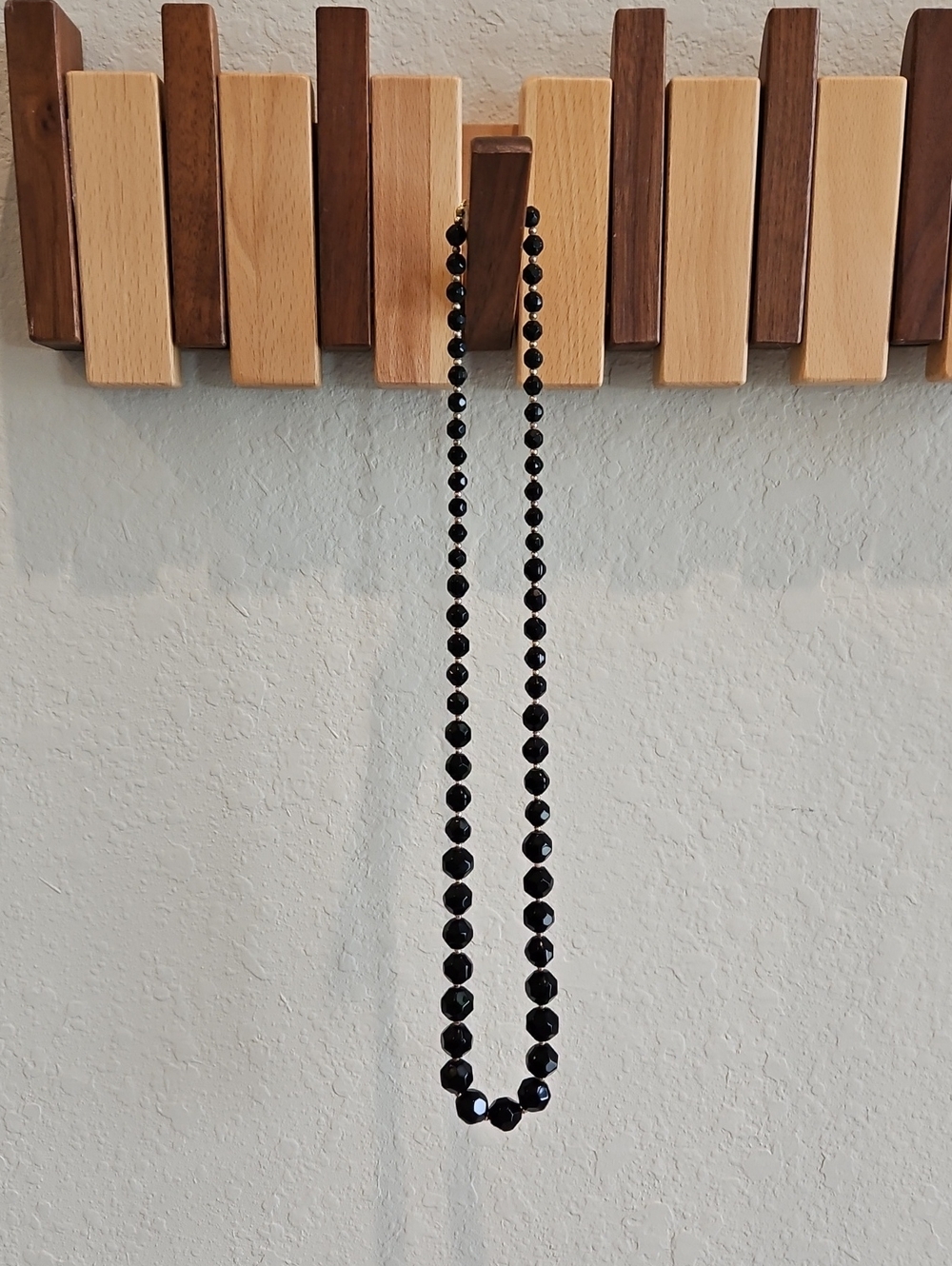 Black Faceted Bead Necklace
